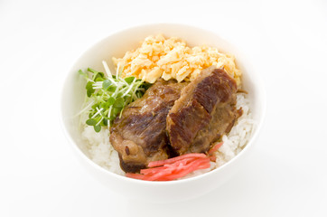 軟骨ソーキ丼