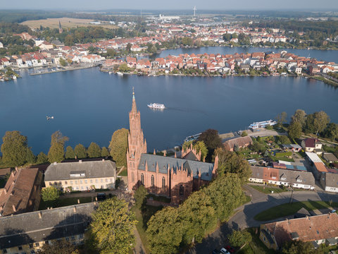 Kloster Malchow mit Blick auf die Stadt