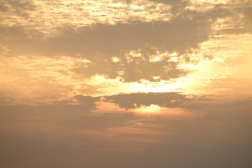 Obraz premium Sky and clouds with a beautiful light in the morning