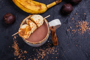 Crédence de cuisine en verre imprimé Chocolat Champurrado à la banane caramélisée