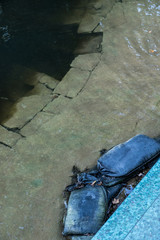 Sandsäcke im Wasser