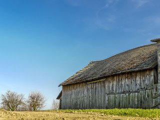 Obraz premium Old wooden barn