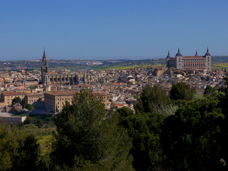 Fototapeta na wymiar Panoramic view of the historic medieval of Toledo Spain