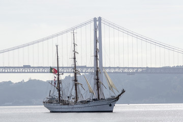 Ponte 25 de Abril en Lisboa