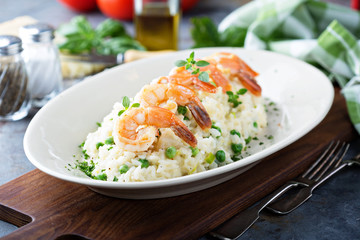 Green peas risotto with shrimp