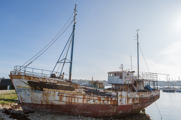 Naklejka premium Cimetière de bateaux Camaret