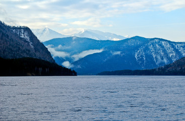 April landscape. Апрельский пейзаж