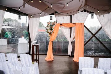 wedding arch at the restaurant