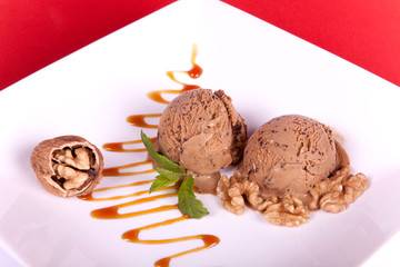 Walnut dessert