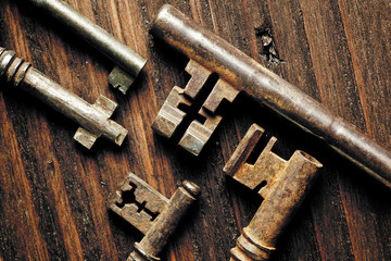 Grunge rusty keys