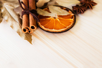 Anise, cinnamon, pepper and nutmeg ingredients