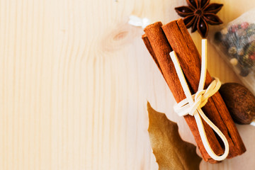 Anise, cinnamon, pepper and nutmeg ingredients