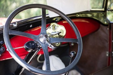 Lenkrad von einem Oldtimer