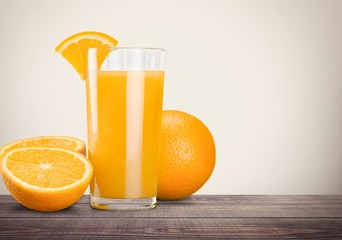 Orange juice and slices of orange © BillionPhotos.com