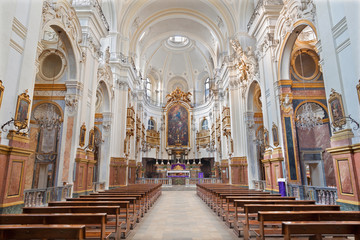 Fototapeta na wymiar TURIN, ITALY - MARCH 16, 2017: The nave of baroque church Chiesa della Madonna del Carmine.