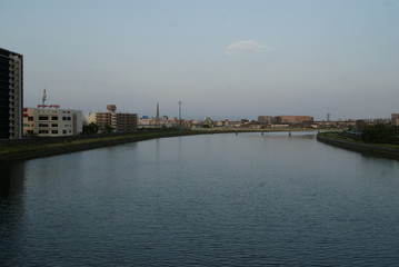 川のある風景