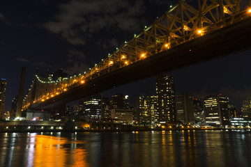 Fototapeta na wymiar Queensboro Bridge at night