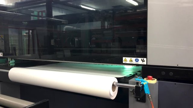 Durst rho 750 is big size UV printer