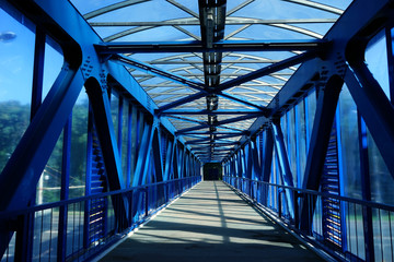 Fototapeta na wymiar Blue bridge