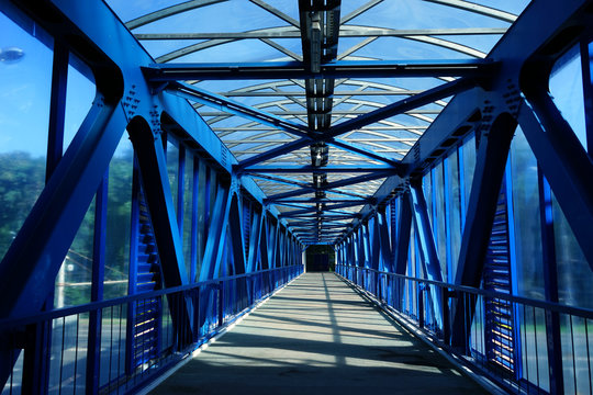 Fototapeta Blue bridge