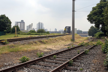 Fototapeta premium bahngleise zum hafen