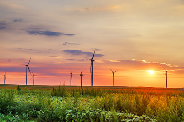 Obraz premium Renewable energy with wind turbines