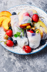 Fruit spring rolls