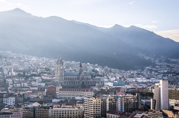 Vue aérienne de Quito, Équateur