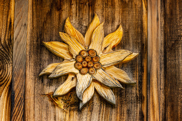 Edelweiß aus Holz