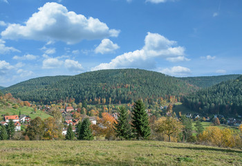 der idyllische Urlaubsort Enzklösterle im Schwarzwald,Baden-Württemberg,Deutschland