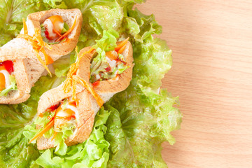 Sandwich whole wheat bread with sausage