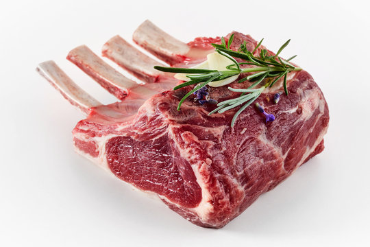 Single portion rack of lamb with bone-in chops