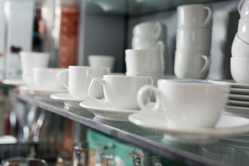 Obraz na płótnie Canvas Ceramic cups in shop