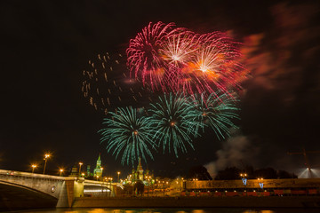 Fototapeta premium Festive fireworks over the Moscow Kremlin, Russia