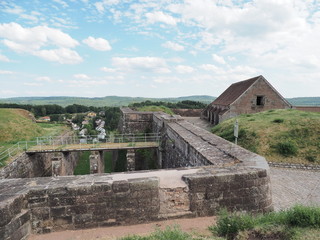 Zitadelle von Bitsch - Citadelle de Bitche – gelegen auf einem Hügel über der Stadt Bitsch
