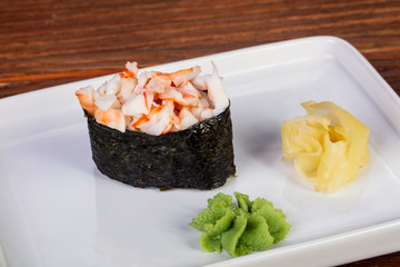 Gunkan sushi prawn