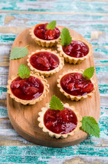 Tartlets with strawberry jam
