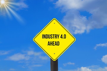 Ein Verkehrszeichen mit dem Hinweis auf Industrie 4.0