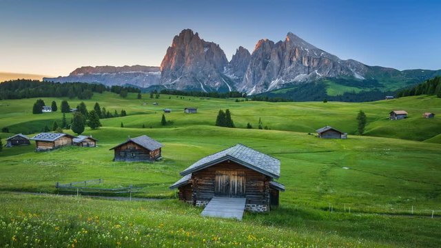 4K Time lapse of sunrise view from Seiser Alm (Alpe di Siusi), Dolomites, Italy 