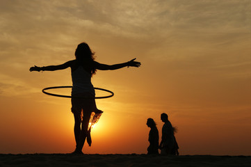 silhouette of a dancing woman