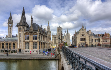 Fototapeta na wymiar Towers and architecture of medieval Gent, Belgium
