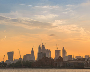 Fototapeta na wymiar London skyline at sunset