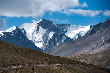 Obraz premium Beautiful landscpe on the way to zanskar road at Himalaya Range, Zanskar Range, Pensi La, Jammu and Kashmir.