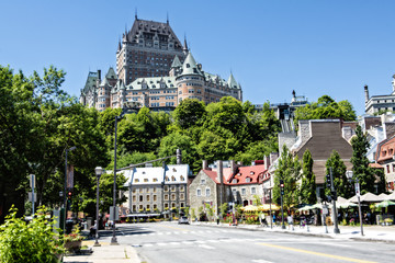 Naklejka premium Chateau Frontenac Hotel in Quebec City on summer