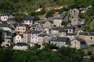 Fototapeta na wymiar Village Les Vignes, Gorges du Tarn, France