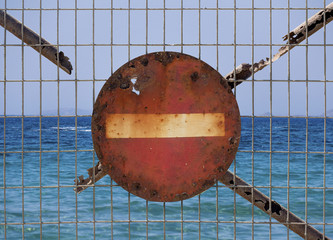 baden verboten, meer schwimmen verbotsschild