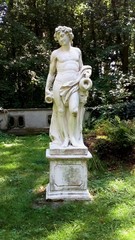 Statue im Park