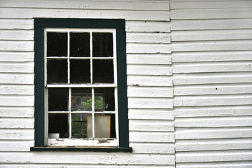 Fototapeta na wymiar Weathered Old Windows