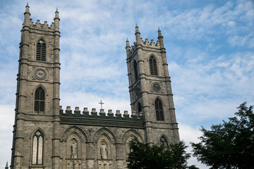 Fototapeta na wymiar Notre Dame Basilica in Montreal