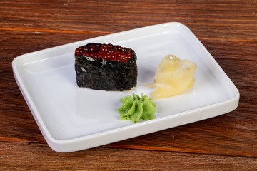 Japanese sushi gunkan red caviar
